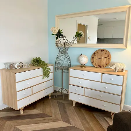Cozy Panorama Flat By The Lägenhet Knokke-Heist