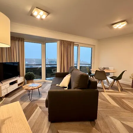 Cozy Panorama Flat By The Knokke-Heist
